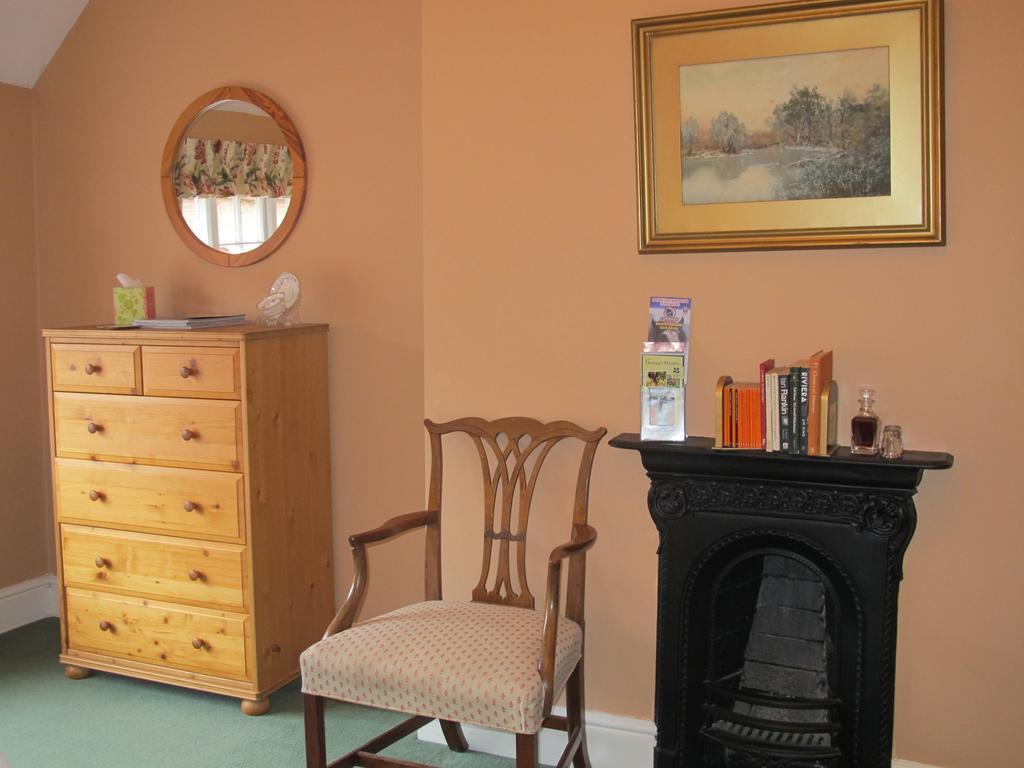 Cotton Farm Bed & Breakfast Chester Room photo