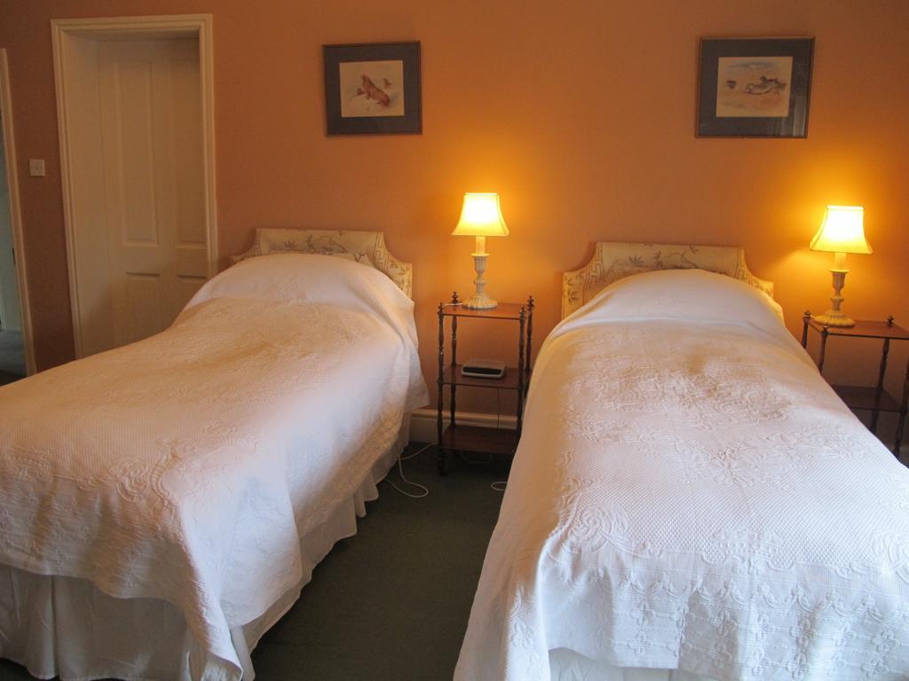 Cotton Farm Bed & Breakfast Chester Room photo